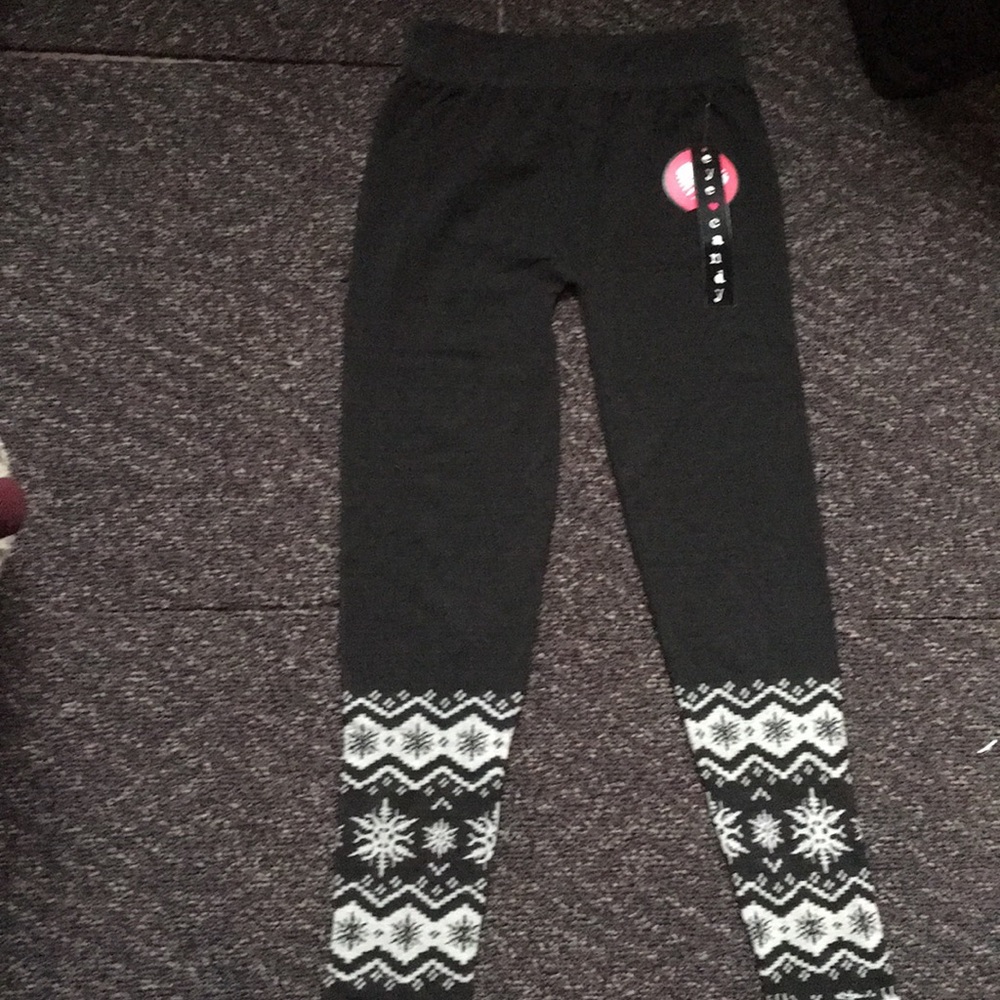 NWT charcoal fleece lined leggings